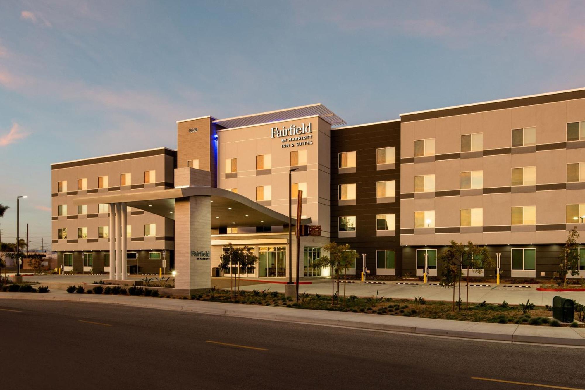 Fairfield By Marriott Inn & Suites Anaheim Лос-Аламитос Экстерьер фото