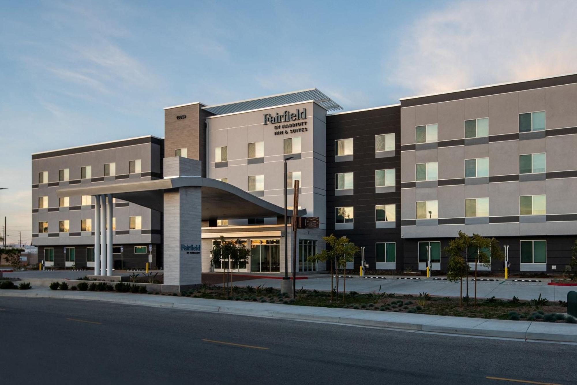 Fairfield By Marriott Inn & Suites Anaheim Лос-Аламитос Экстерьер фото